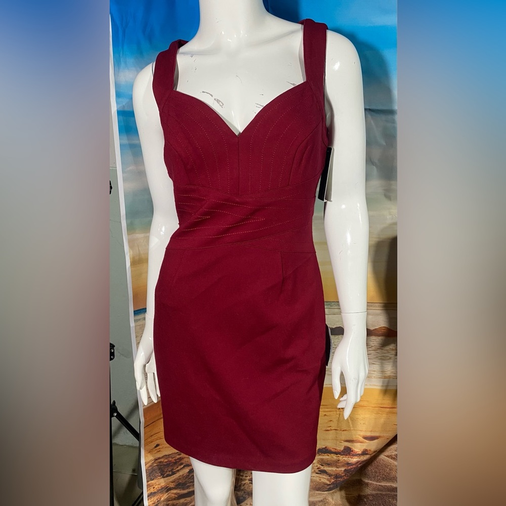 Laundry by Shelli Segal dress in vixen red - Picture 2 of 6